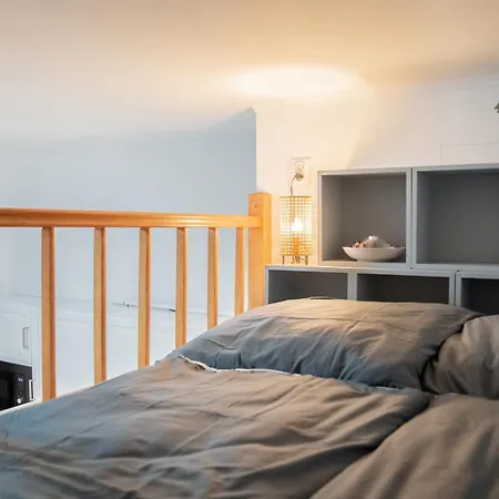 Apartment Newly Renovated In Wenceslas Square