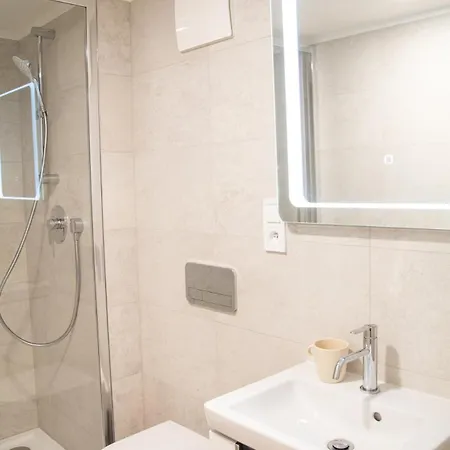 Apartment Newly Renovated In Wenceslas Square *