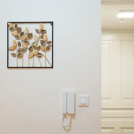 Newly Renovated In Wenceslas Square Apartment